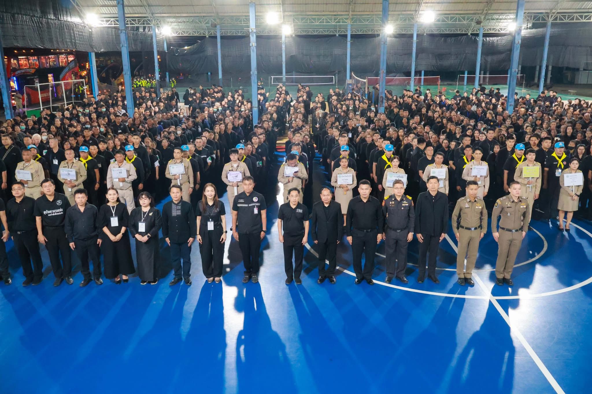 จังหวัดสุโขทัย จัดพิธีปล่อยขบวนรถพสกนิกรชุดที่สอง เดินทางเข้าเฝ้าฯ กราบถวายบังคมพระบรมศพ สมเด็จพระนางเจ้าสิริกิติ์ พระบรมราชินีนาถ พระบรมราชชนนีพันปีหลวง